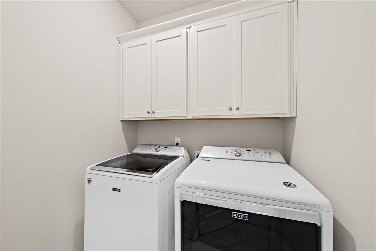 1635 Florentia St Mount, Unit M3 Mount Pleasant, SC 29464 - Photo 28 of 29 Laundry