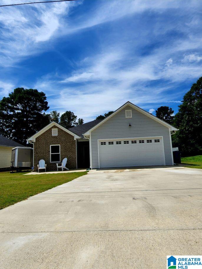 383 Central Avenue Oneonta, AL 35121 - Photo 2 of 21