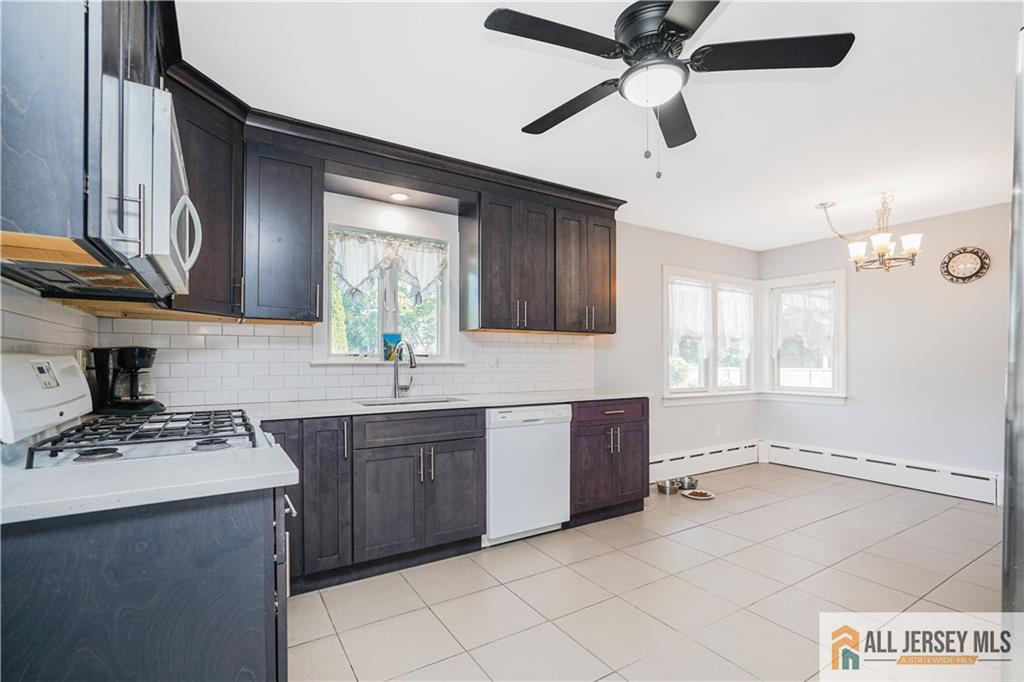 82 Milltown Road East Brunswick, NJ 08816 - Photo 6 of 45