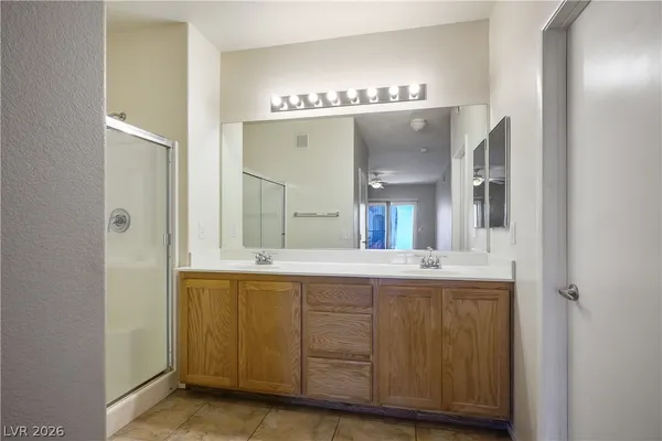 $305,000 | 50 Aura De Blanco Street, Unit 10203, Henderson, NV 89074