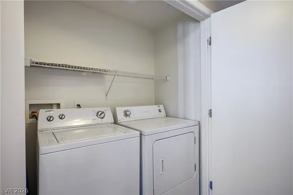 $305,000 | 50 Aura De Blanco Street, Unit 10203, Henderson, NV 89074