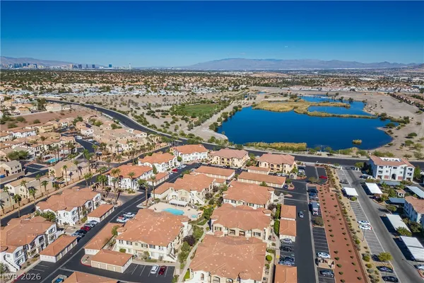 $305,000 | 50 Aura De Blanco Street, Unit 10203, Henderson, NV 89074