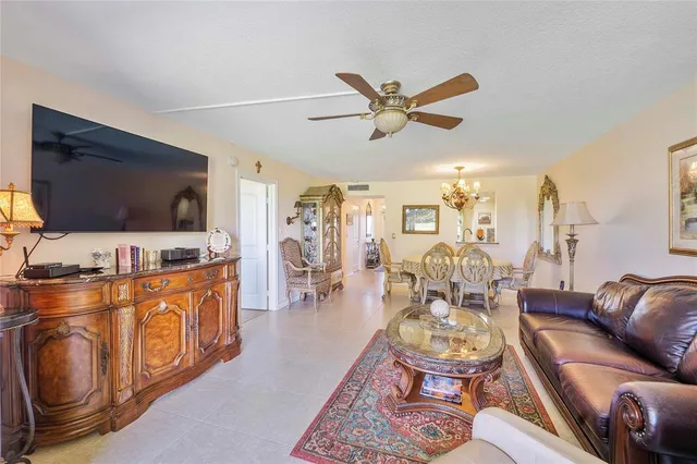 $2,000 | 7684 Northwest 18th Street, Unit 102, Margate, FL 33063