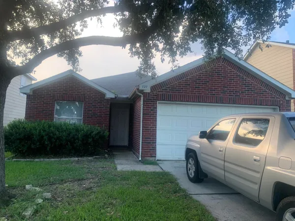 $1,995 | 727 Kiley Drive, Houston, TX 77073