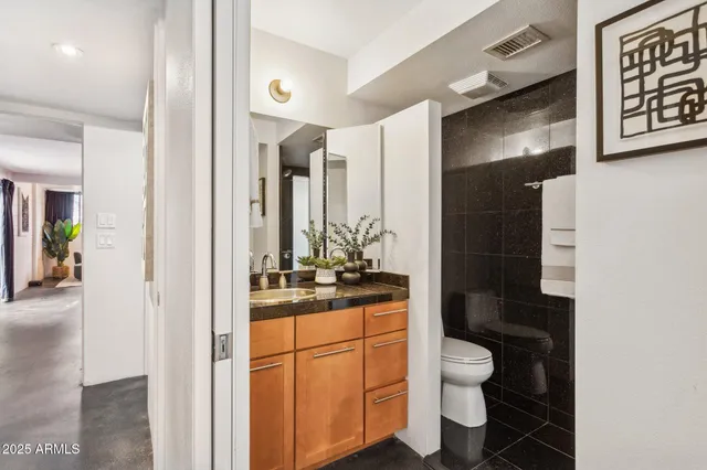 $2,225,000 | 4324 East Stanford Drive, Phoenix, AZ 85018