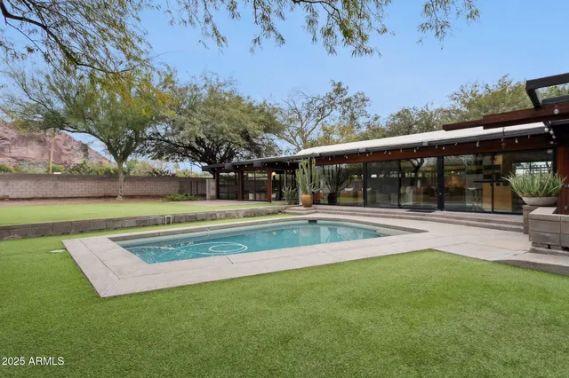 $2,225,000 | 4324 East Stanford Drive, Phoenix, AZ 85018