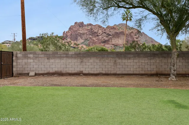 $2,225,000 | 4324 East Stanford Drive, Phoenix, AZ 85018