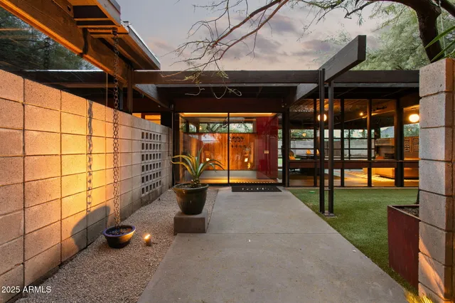 $2,225,000 | 4324 East Stanford Drive, Phoenix, AZ 85018