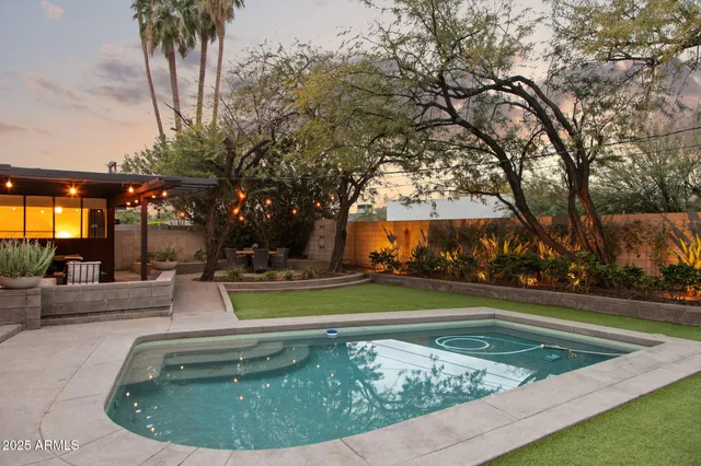 $2,225,000 | 4324 East Stanford Drive, Phoenix, AZ 85018