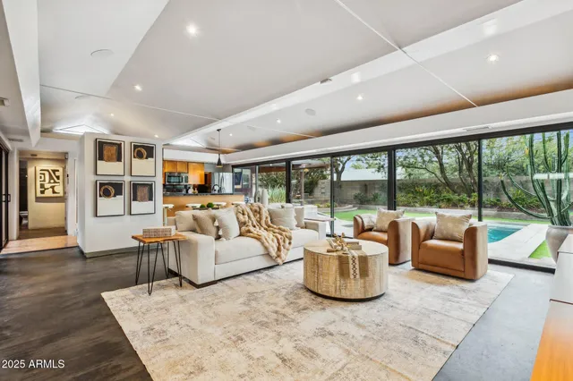 $2,225,000 | 4324 East Stanford Drive, Phoenix, AZ 85018