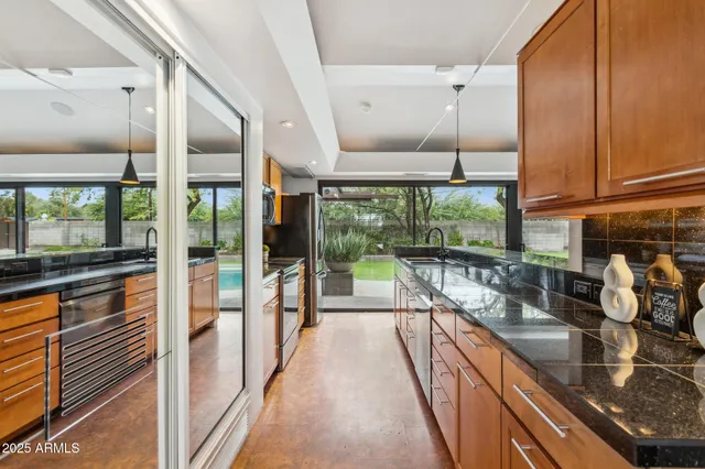 $2,225,000 | 4324 East Stanford Drive, Phoenix, AZ 85018