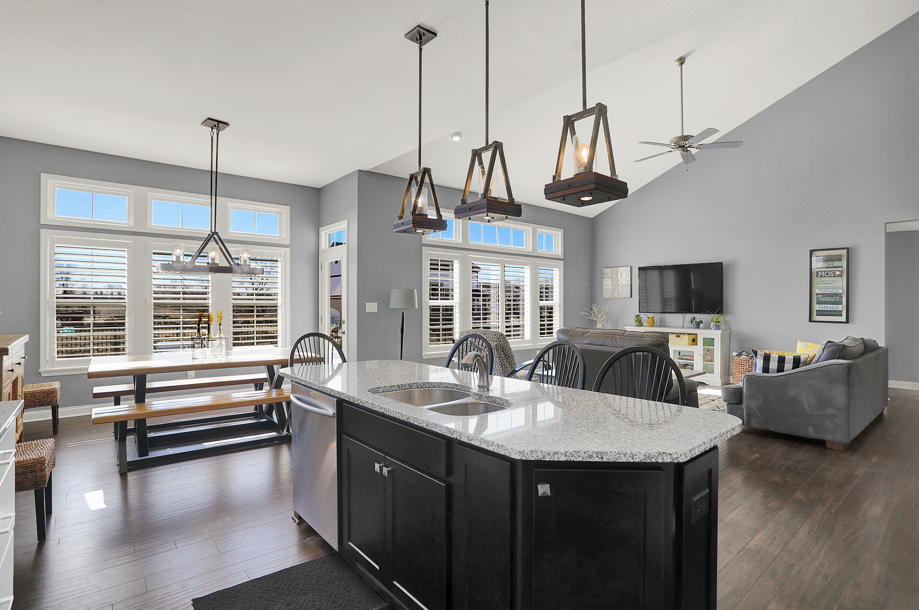 6489 West Riverside Road McCordsville, IN 46055 - Photo 9 of 38