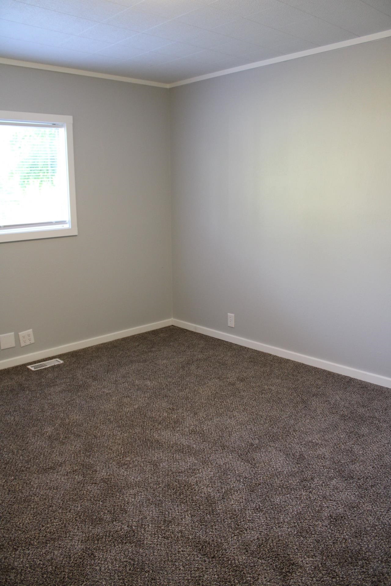 325 South McDonald Road Spokane Valley, WA 99216 - Photo 18 of 32