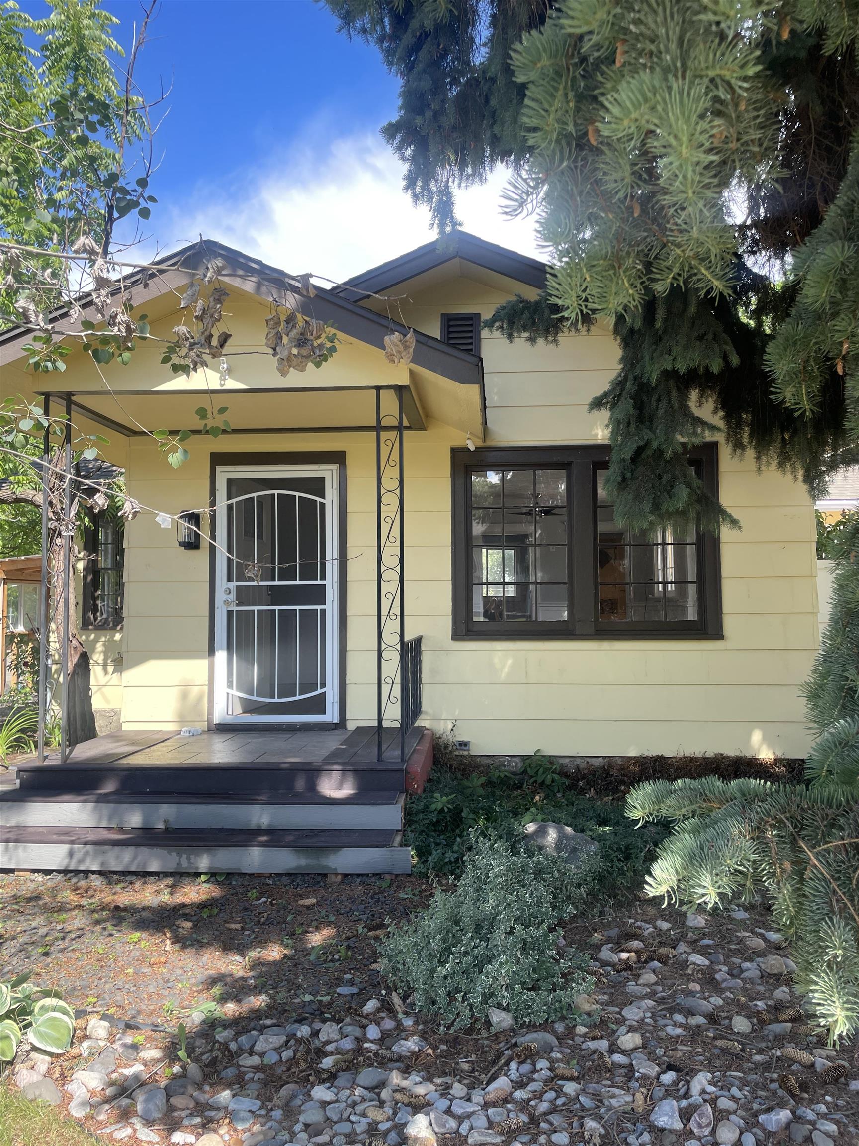 325 South McDonald Road Spokane Valley, WA 99216 - Photo 2 of 32