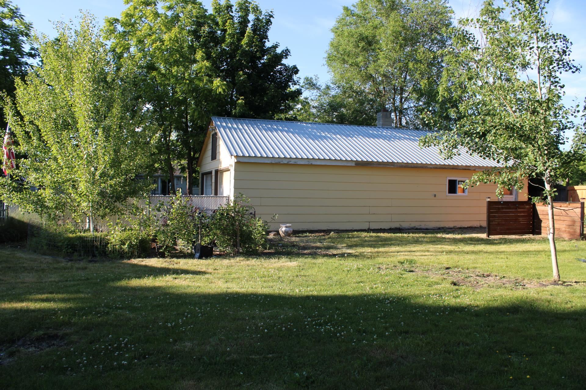 325 South McDonald Road Spokane Valley, WA 99216 - Photo 7 of 32