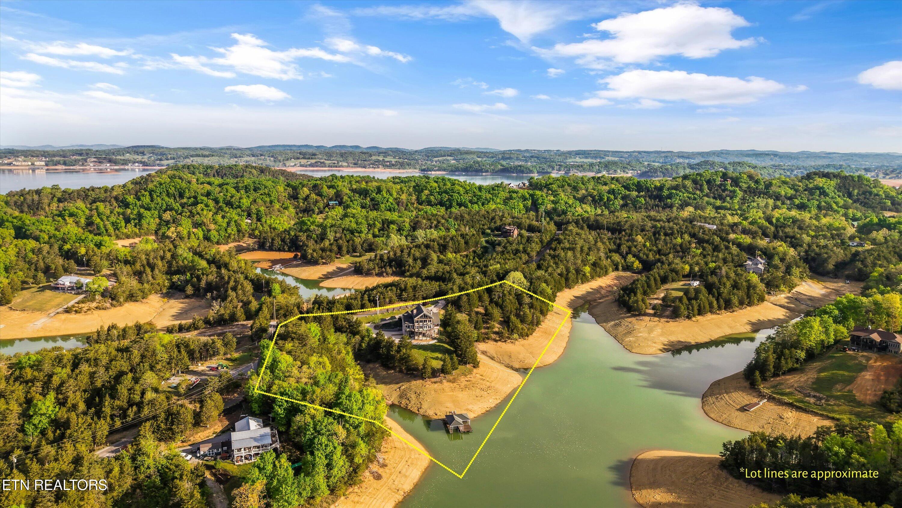 3648 Foxfire Way Sevierville, TN 37876 - Photo 5 of 60 73-3648 Foxfire Way 04