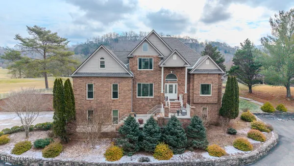 $724,999 | 205 Links Court, Tazewell, TN 37879