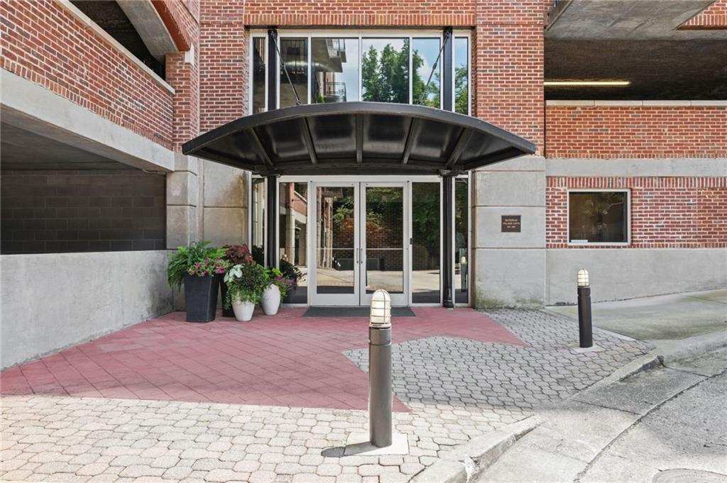 3235 Roswell Road Northeast, Unit 620 Atlanta, GA 30305 - Photo 21 of 39