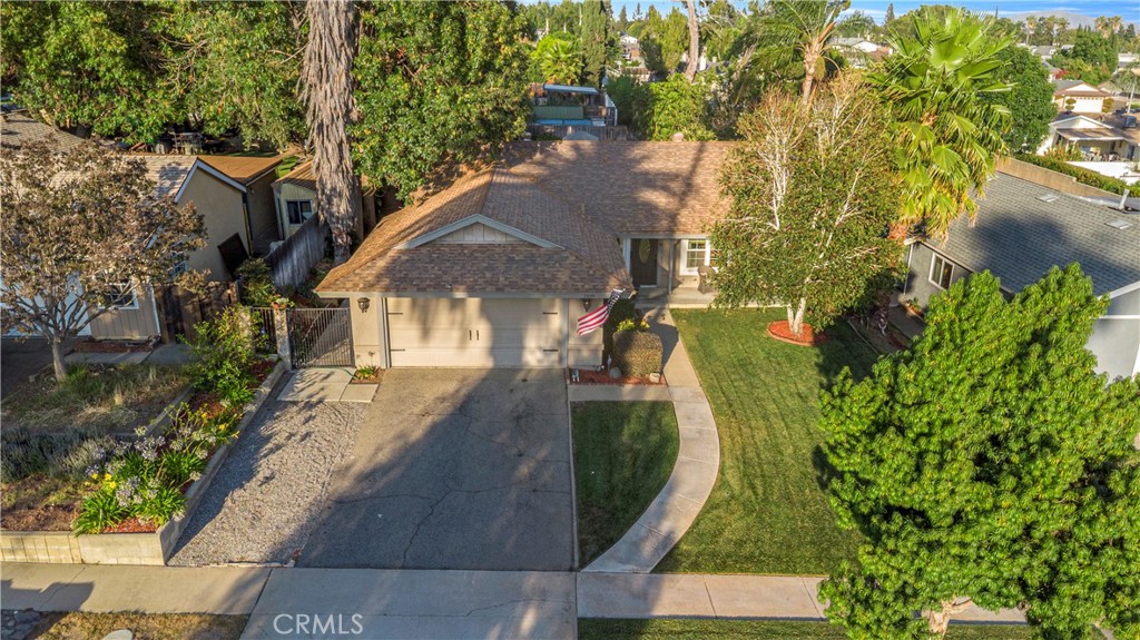 7899 Amethyst Avenue Rancho Cucamonga, CA 91730 - Photo 5 of 40