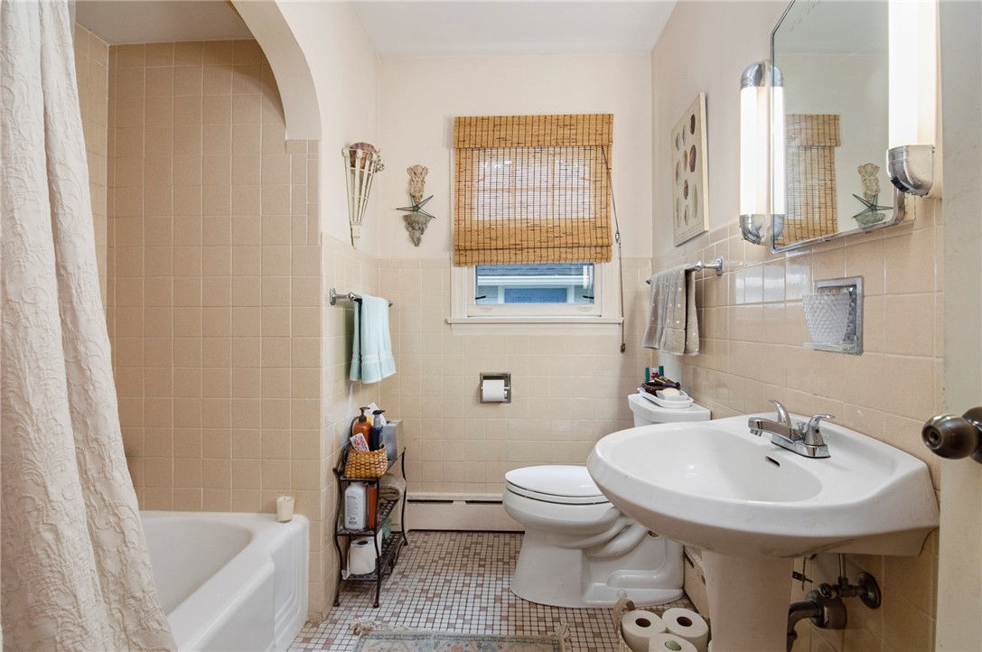 24 Langworthy Road Westerly, RI 02891 - Photo 11 of 18
