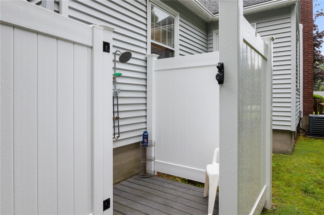 24 Langworthy Road Westerly, RI 02891 - Photo 15 of 18