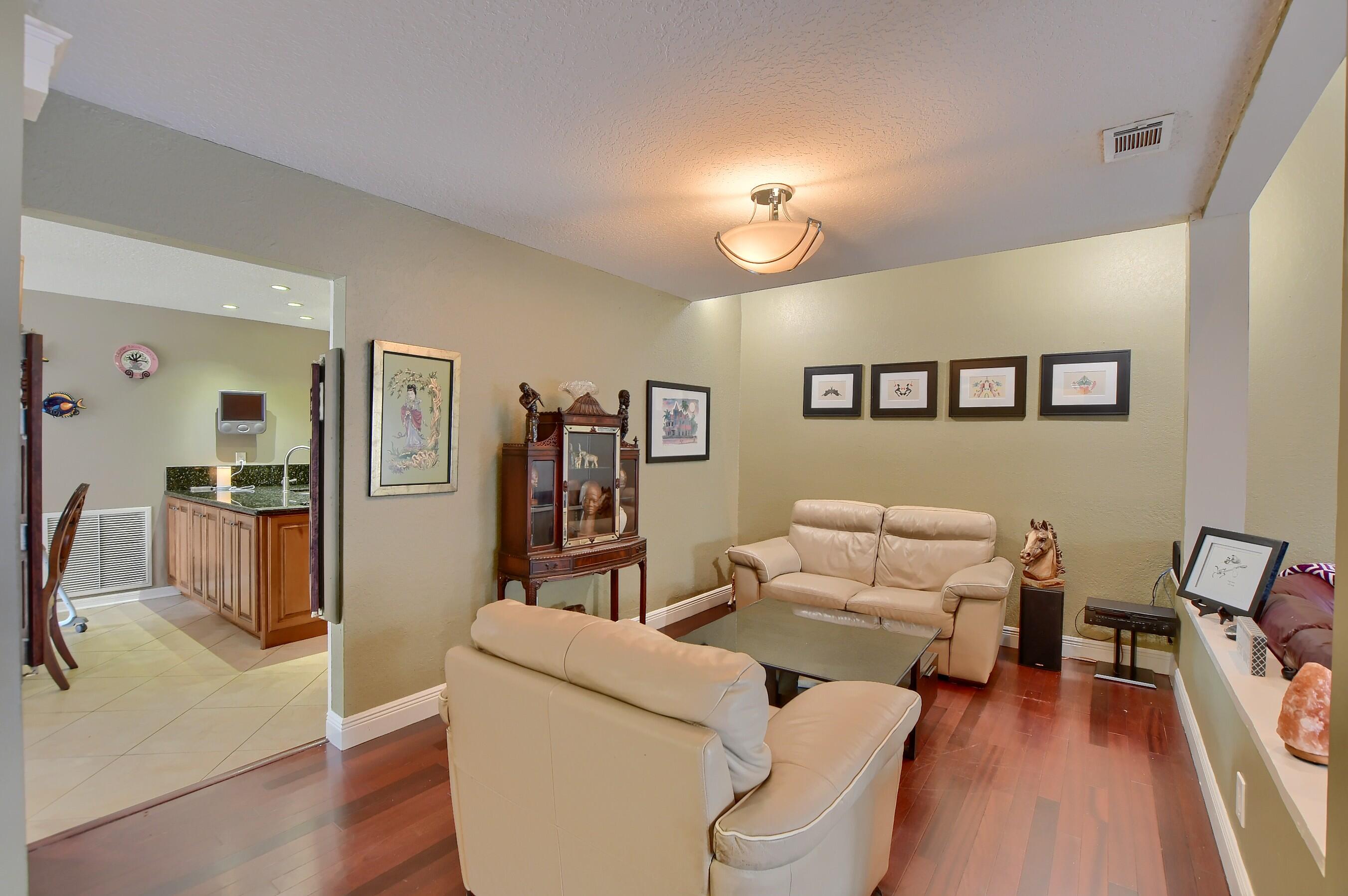 7621 Sierra Terrace West Boca Raton, FL 33433 - Photo 11 of 36 12_ebf_8072-hdr(5)