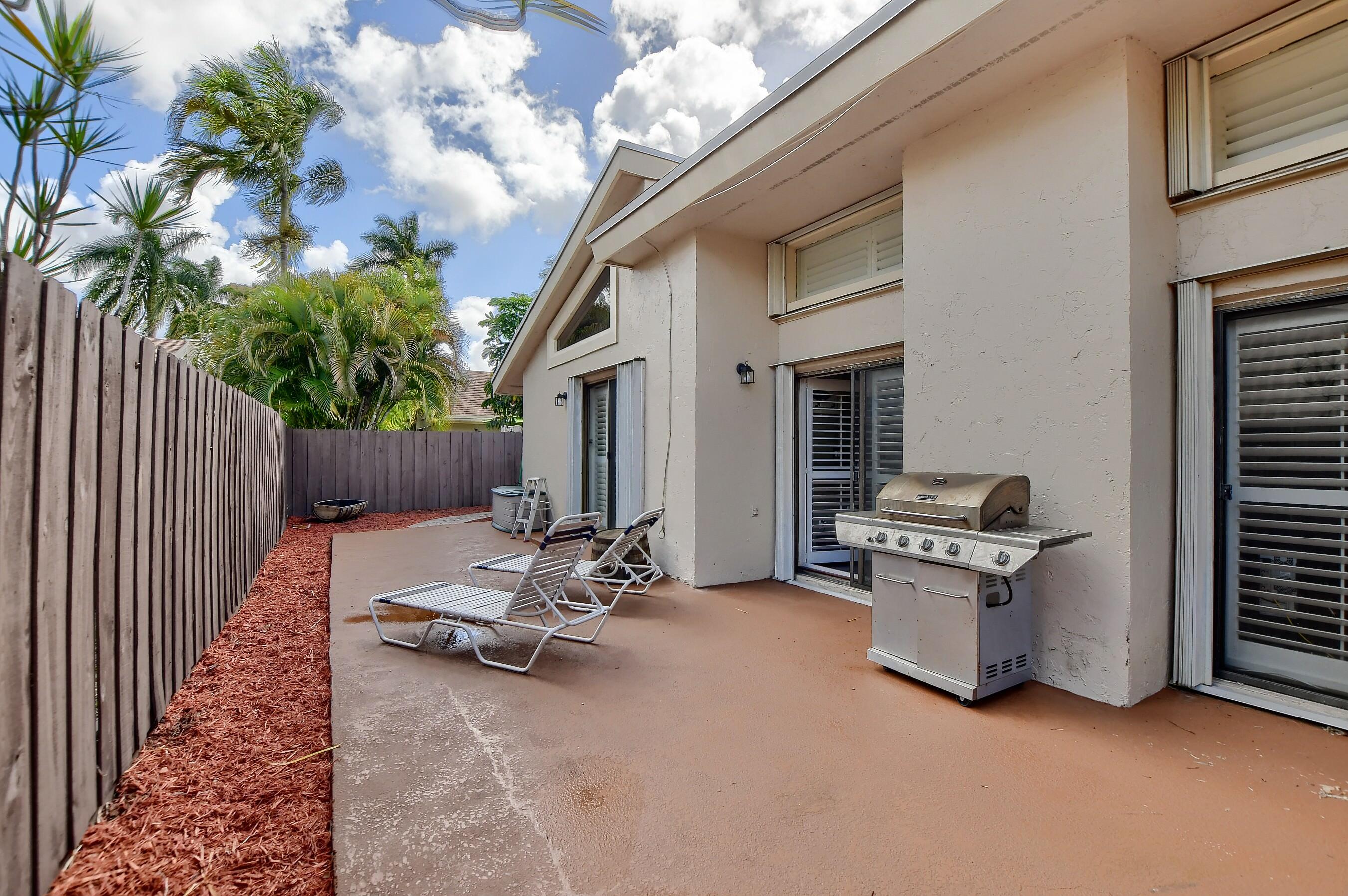 7621 Sierra Terrace West Boca Raton, FL 33433 - Photo 32 of 36 40_ebf_8132-hdr(5)
