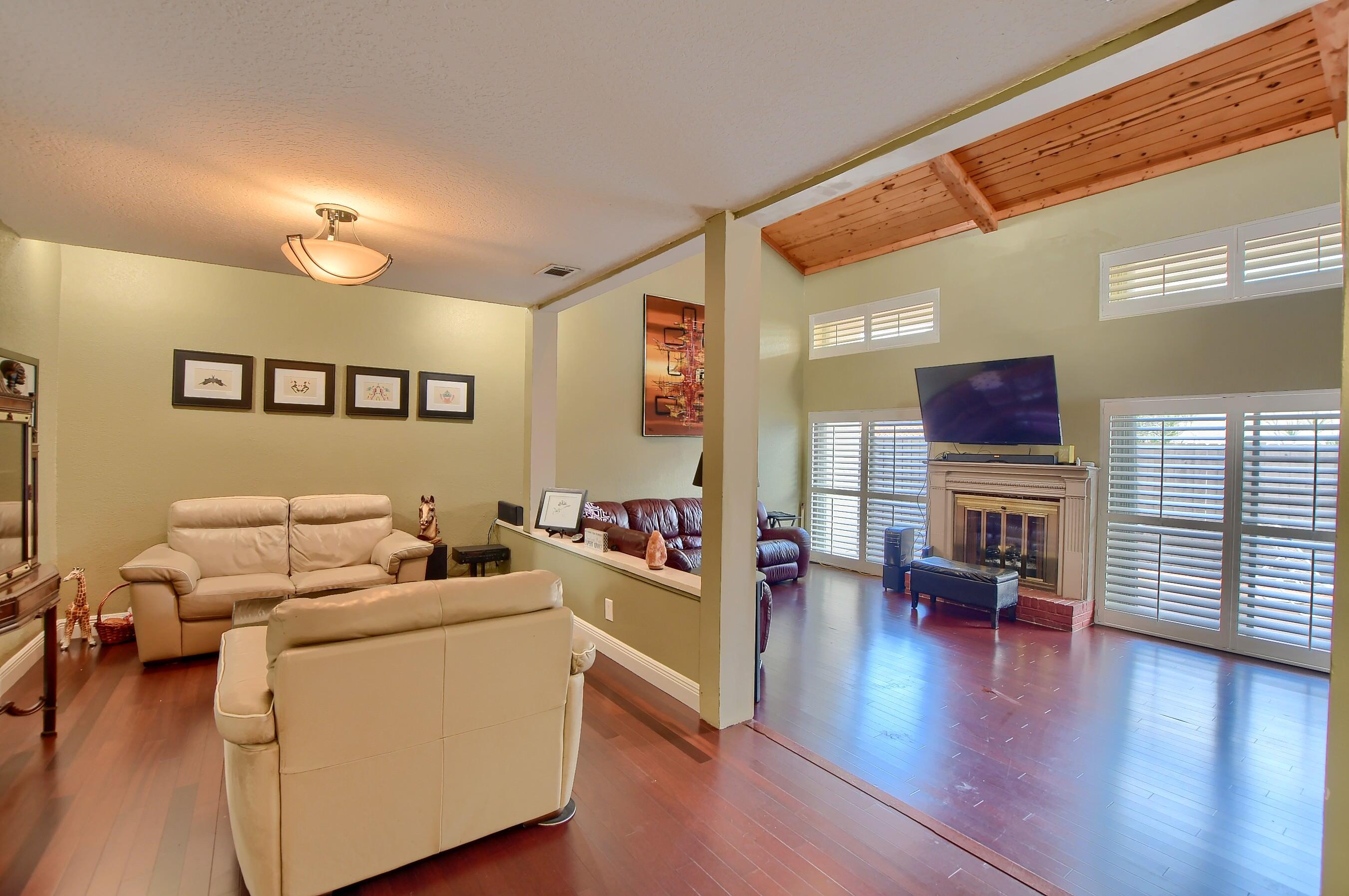 7621 Sierra Terrace West Boca Raton, FL 33433 - Photo 9 of 36 10_ebf_8062-hdr(5)