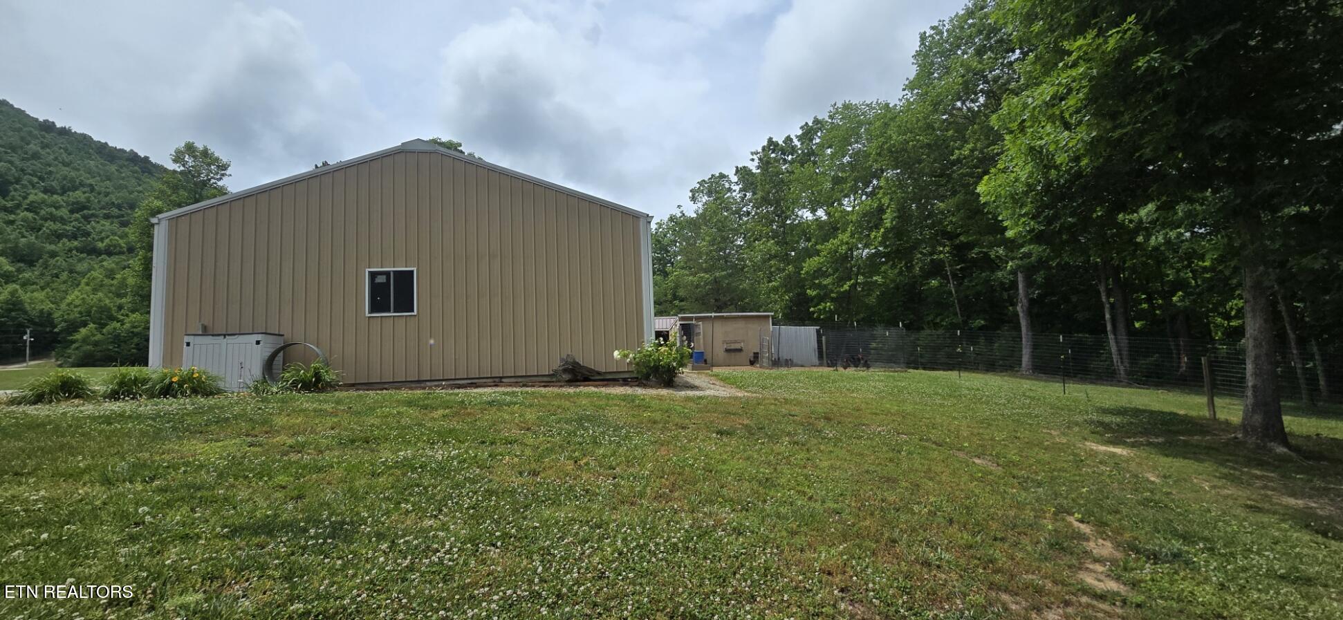 815 Crooked Branch Pvt Road Huntsville, TN 37756 - Photo 15 of 44 20260521_134322
