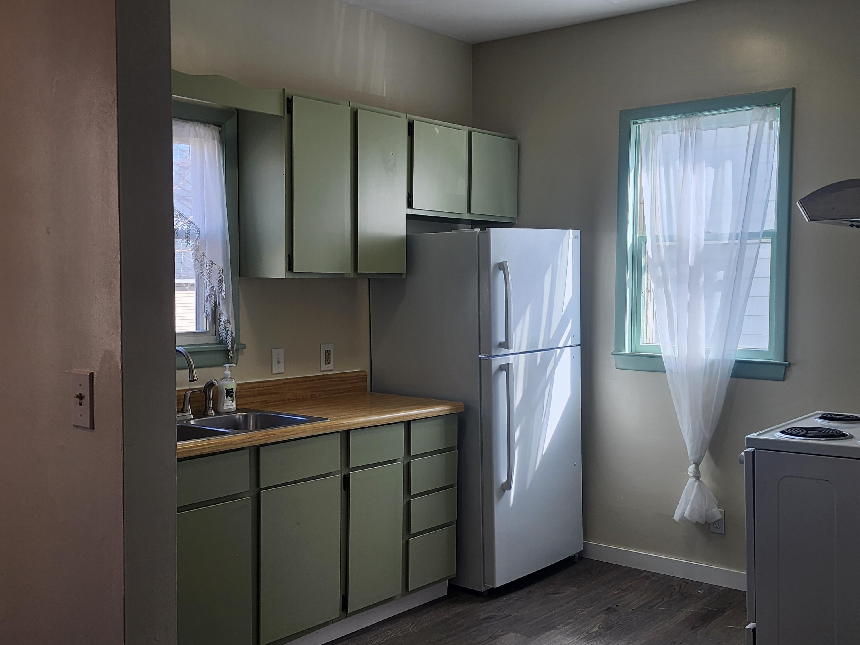 2011 Geneva Street Racine, WI 53402 - Photo 8 of 23 20260321_151014