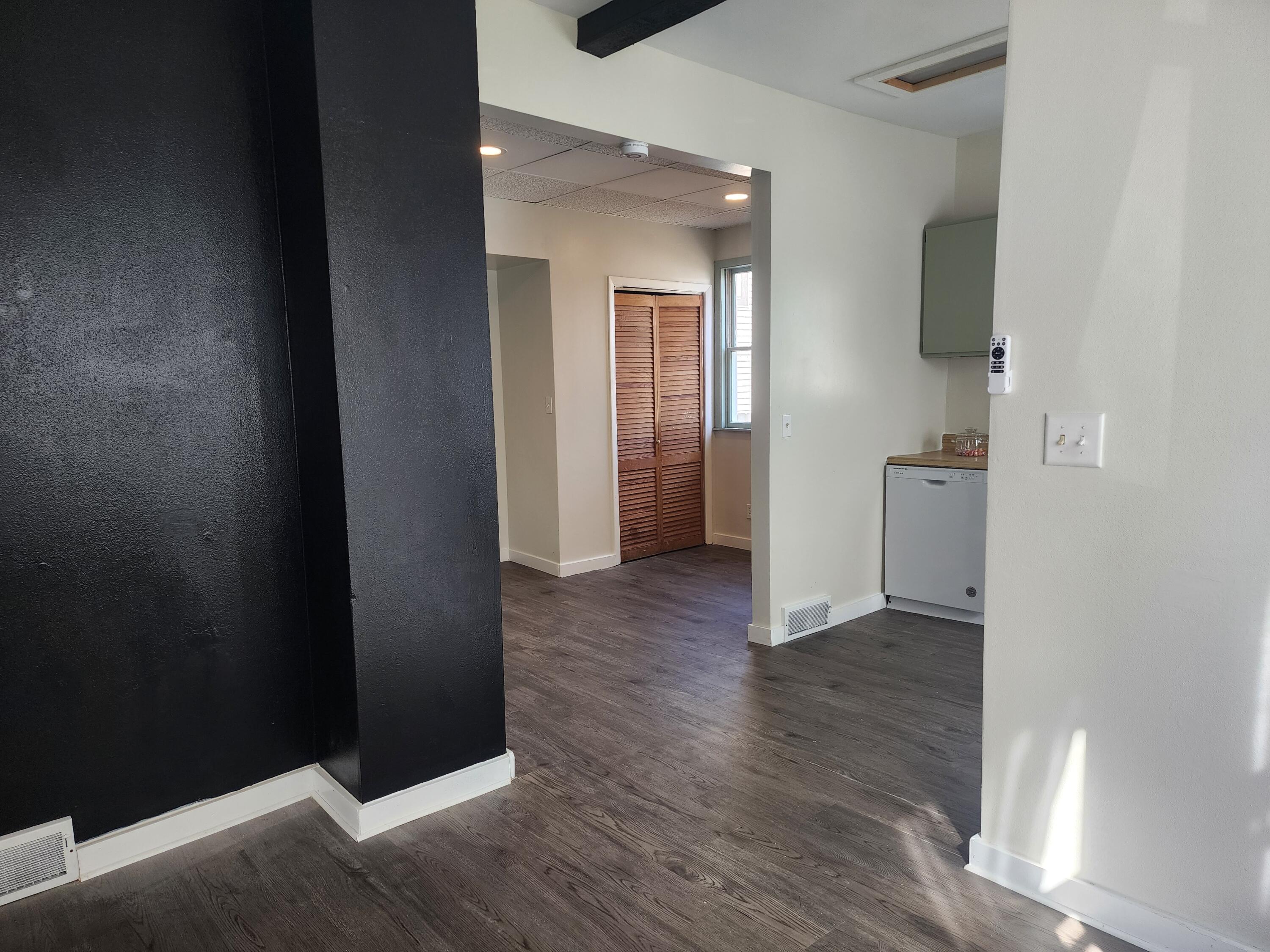 2011 Geneva Street Racine, WI 53402 - Photo 9 of 23 20260321_150906