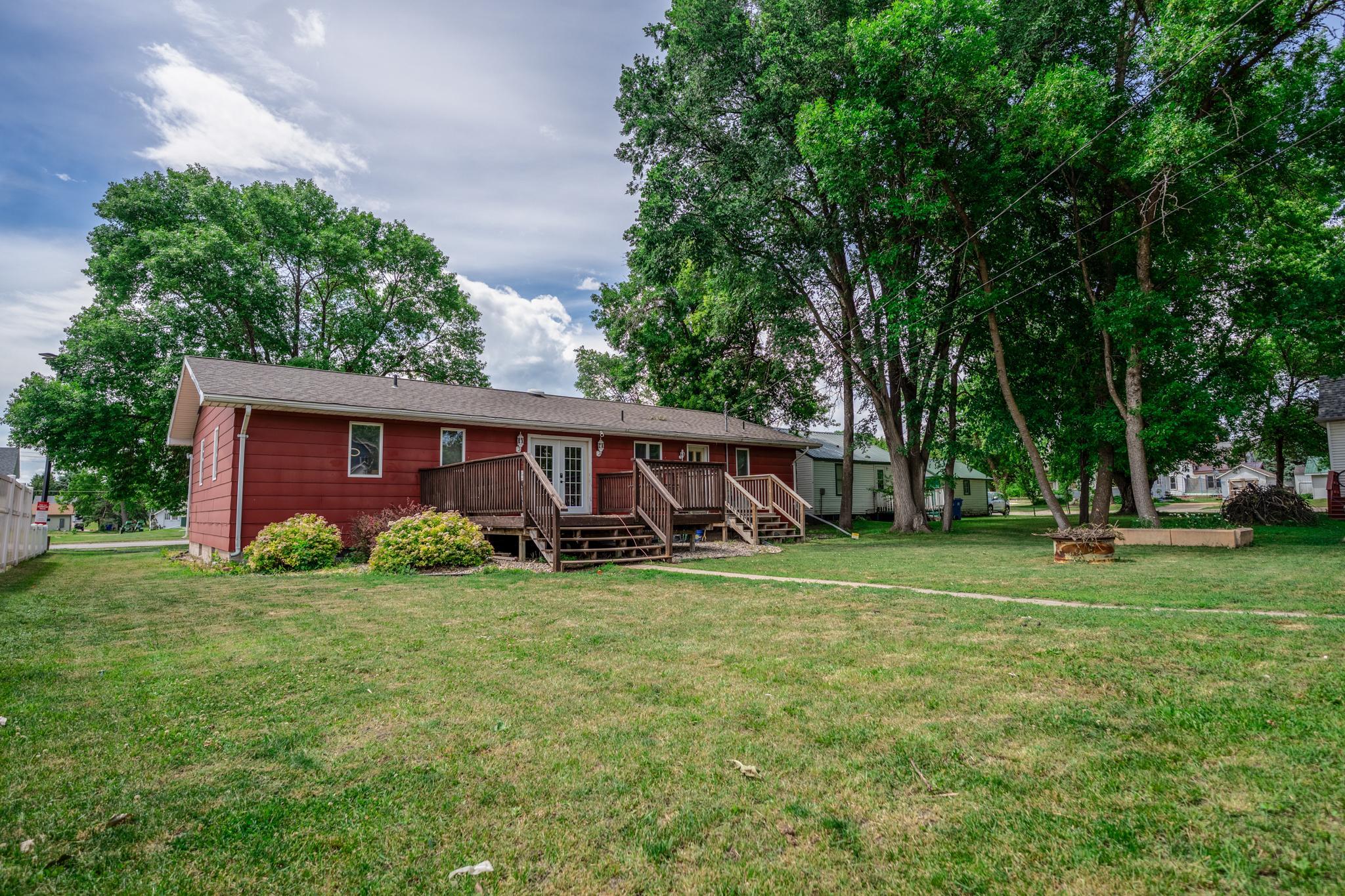 416 8th Avenue Madison, MN 56256 - Photo 27 of 31