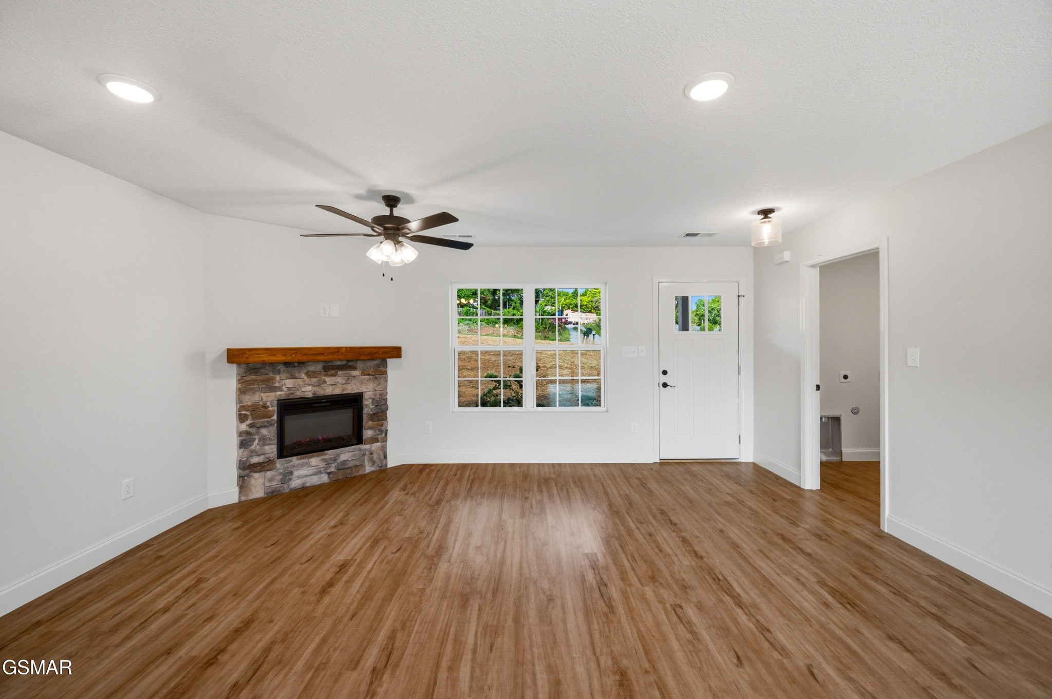 2816 Holiday Hills Road Kodak, TN 37764 - Photo 5 of 35 Gallery Image 5