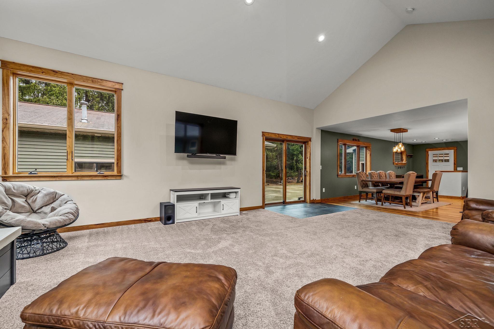 5975 South Orr Road St. Charles, MI 48655 - Photo 11 of 64 50160391-f3d8185f-8445-4a11-ad6d-7fb2f3c99d4b.JPG