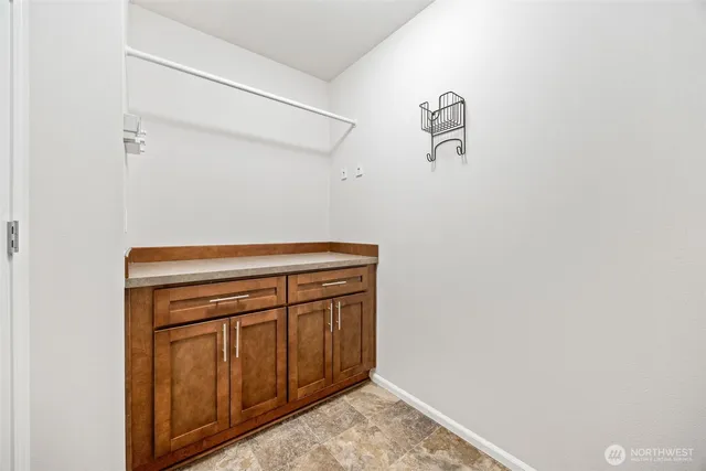 $784,900 | 32362 48th Avenue South, Auburn, WA 98001