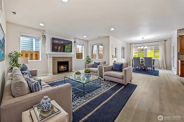 $784,900 | 32362 48th Avenue South, Auburn, WA 98001