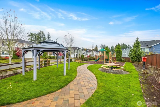 $784,900 | 32362 48th Avenue South, Auburn, WA 98001