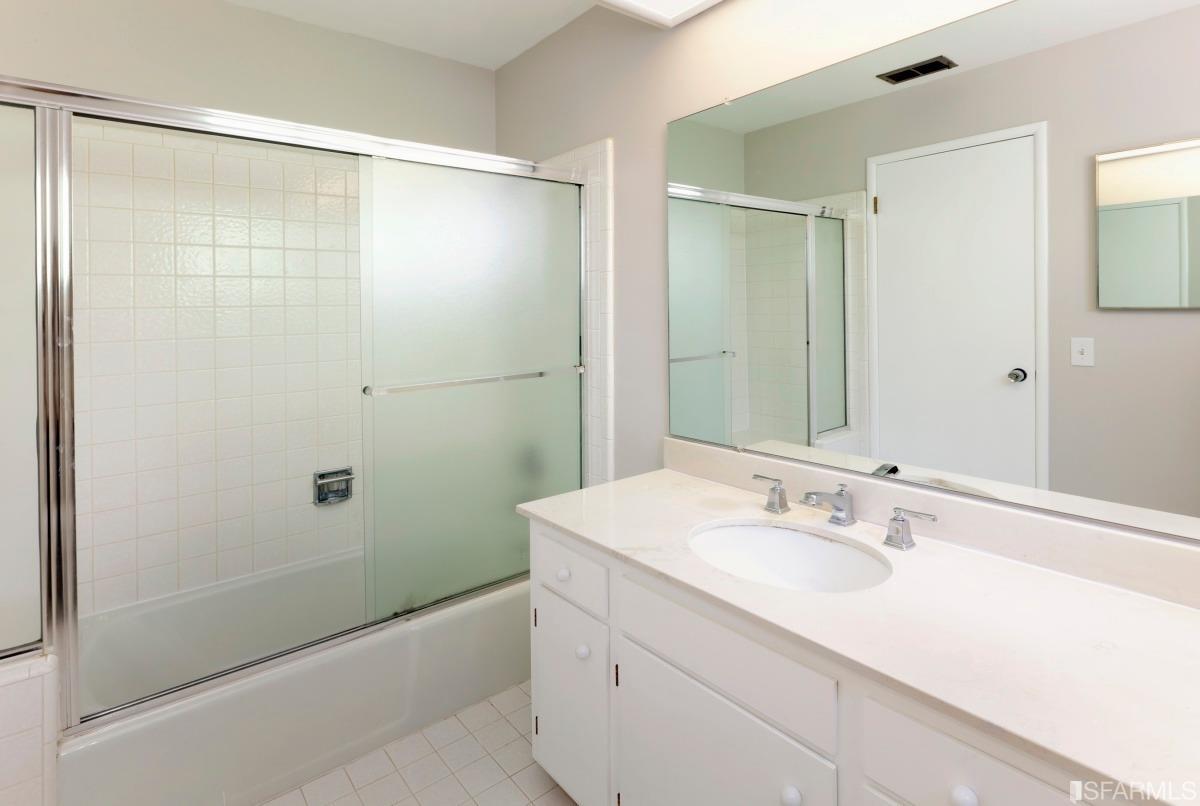 24 Berkeley Way San Francisco, CA 94131 - Photo 17 of 18