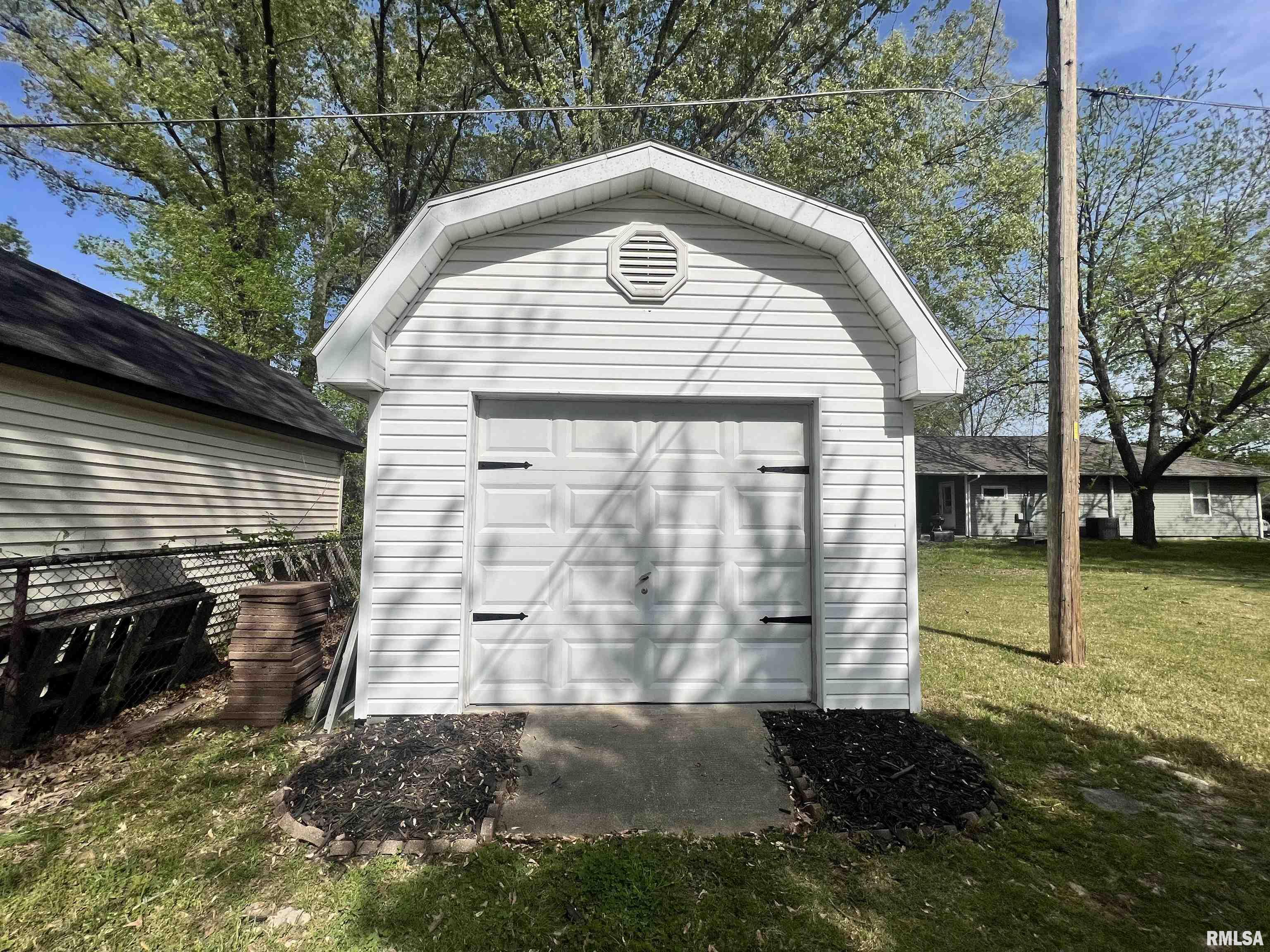 3000 Weaver Road Herrin, IL 62948 - Photo 26 of 29 Gallery Image 26