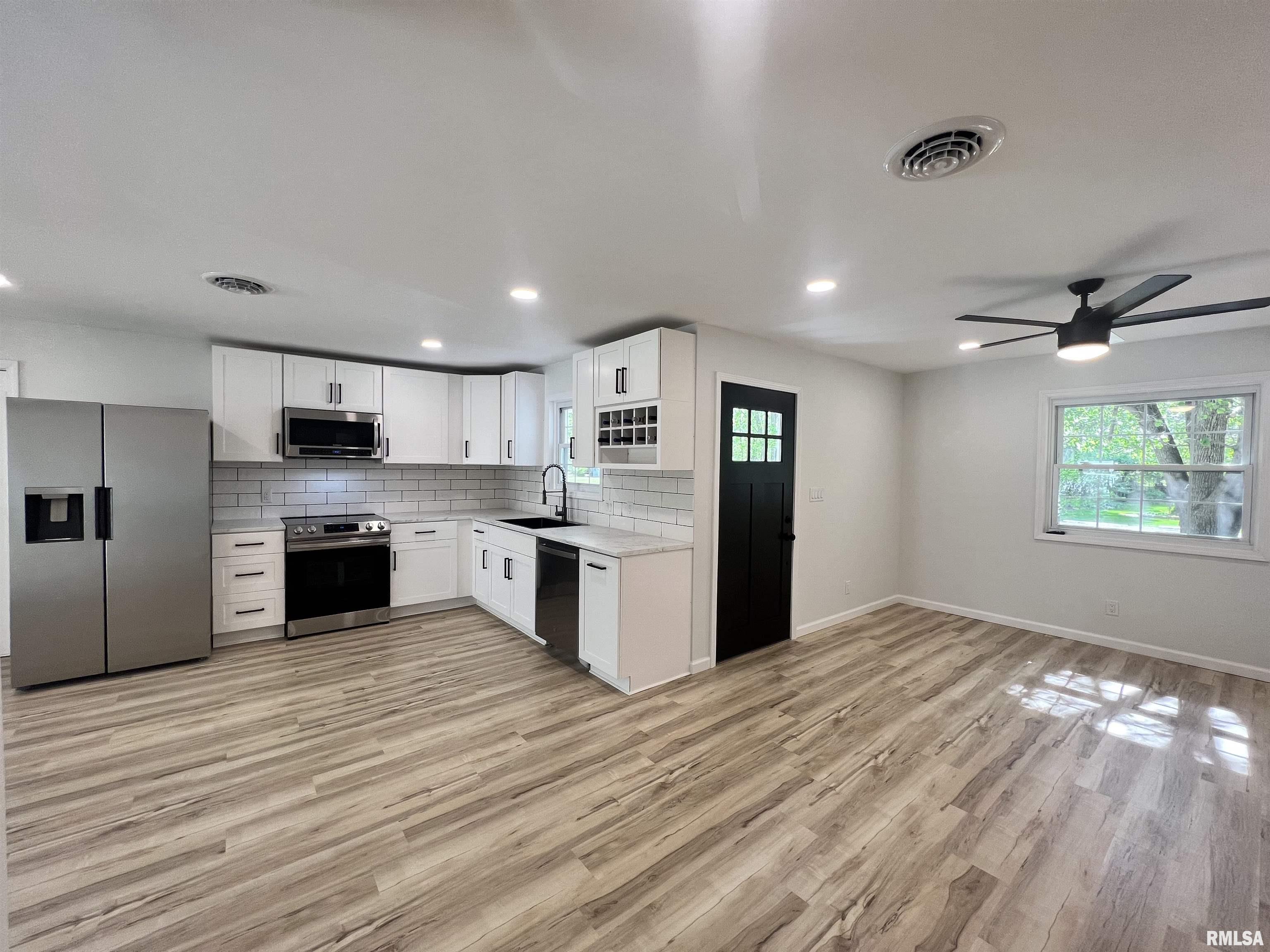 3000 Weaver Road Herrin, IL 62948 - Photo 5 of 29 Gallery Image 5