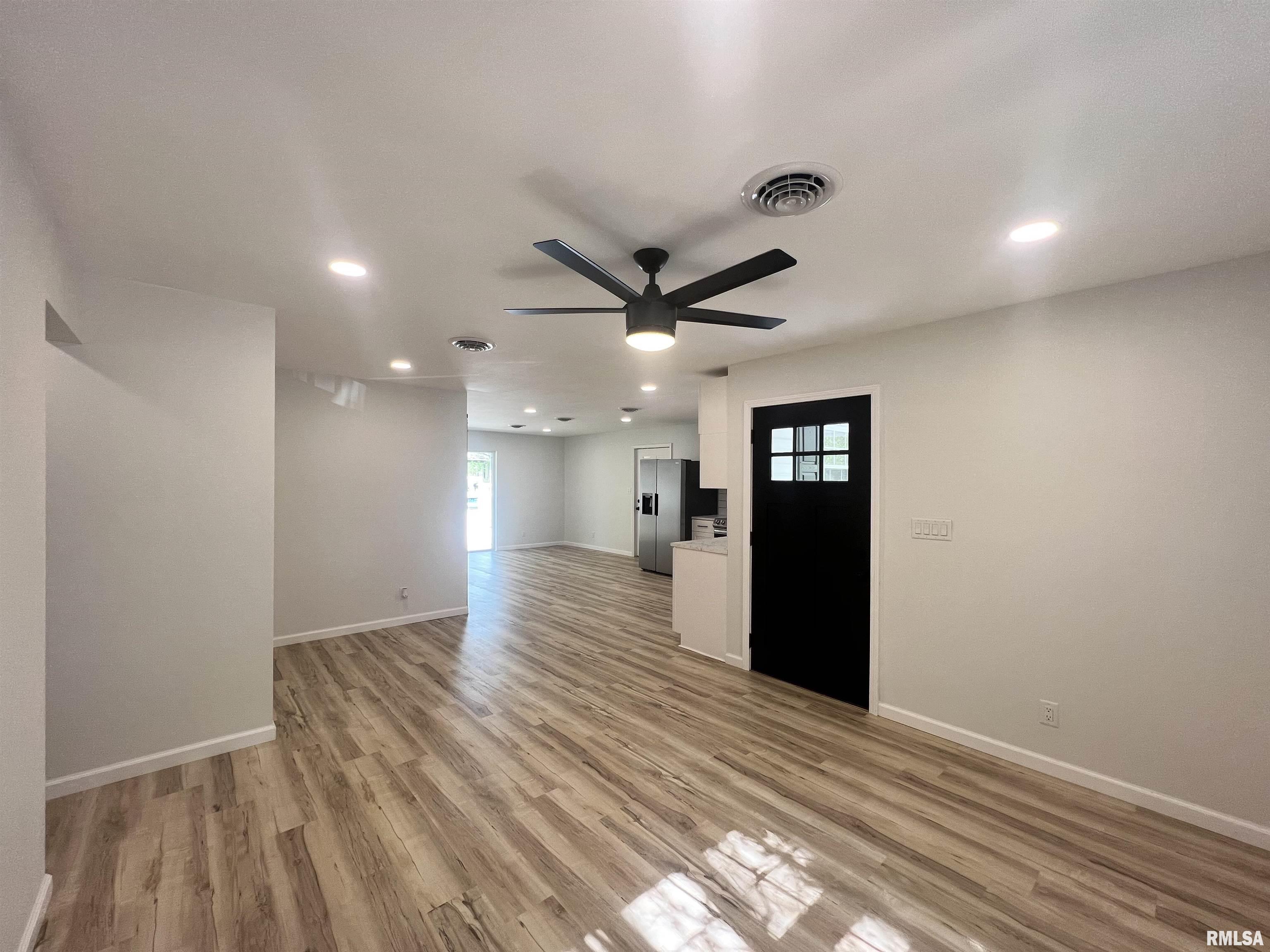 3000 Weaver Road Herrin, IL 62948 - Photo 9 of 29 Gallery Image 9