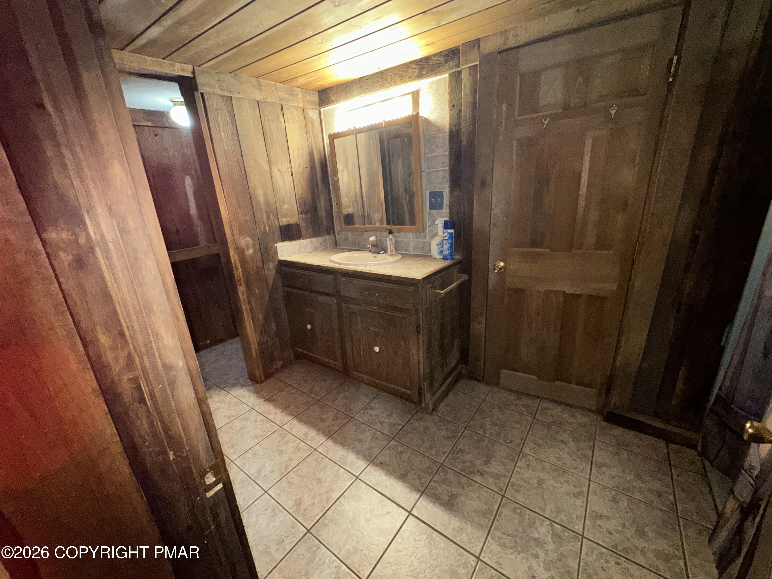1122 Zephyr Road East Stroudsburg, PA 18302 - Photo 13 of 38 HALL BATH VIEW 1