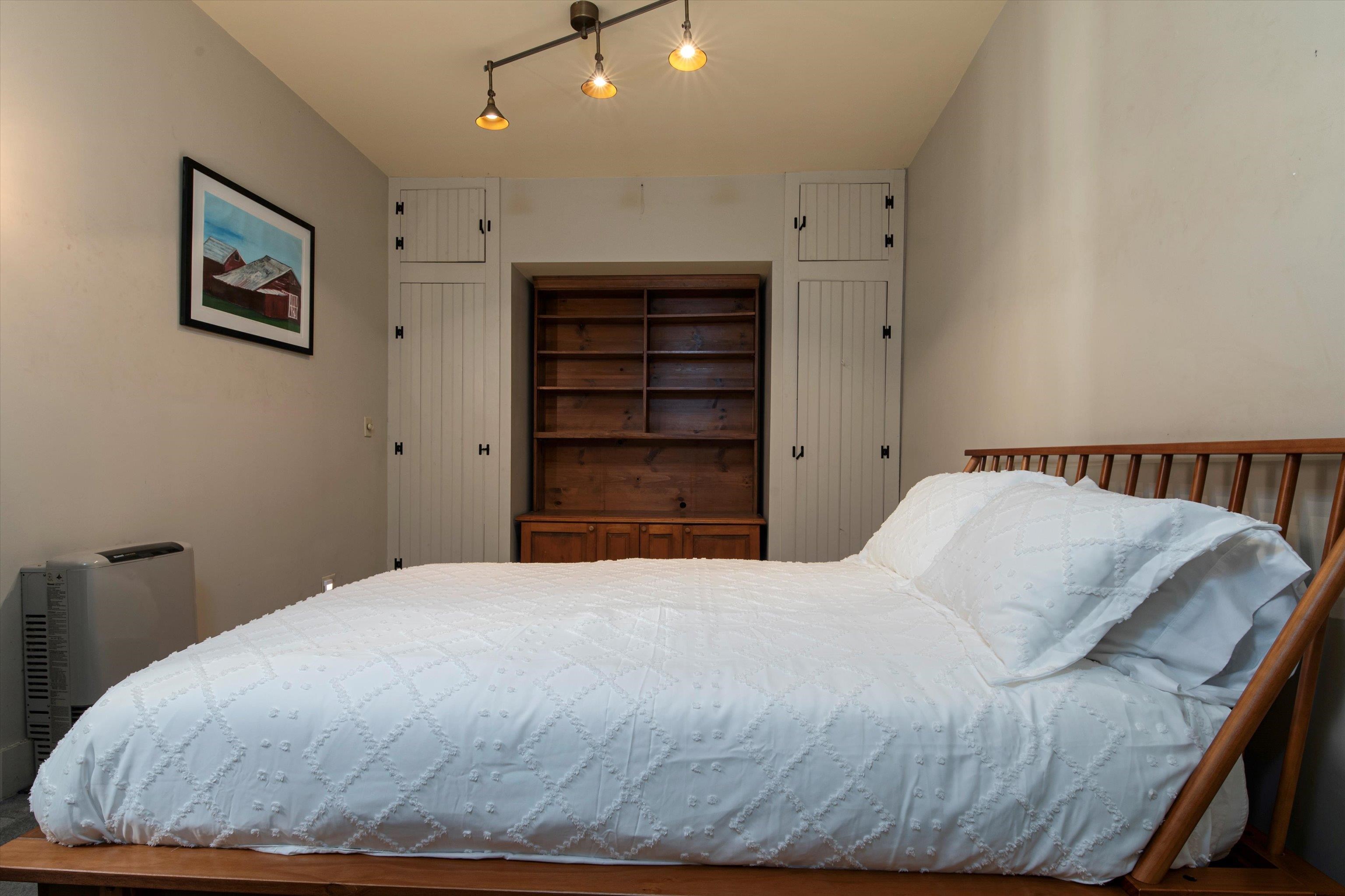 534 Elm Street Chester, VT 05143 - Photo 23 of 60