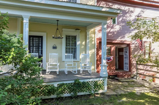 $599,000 | 534 Elm Street, Chester, VT 05143