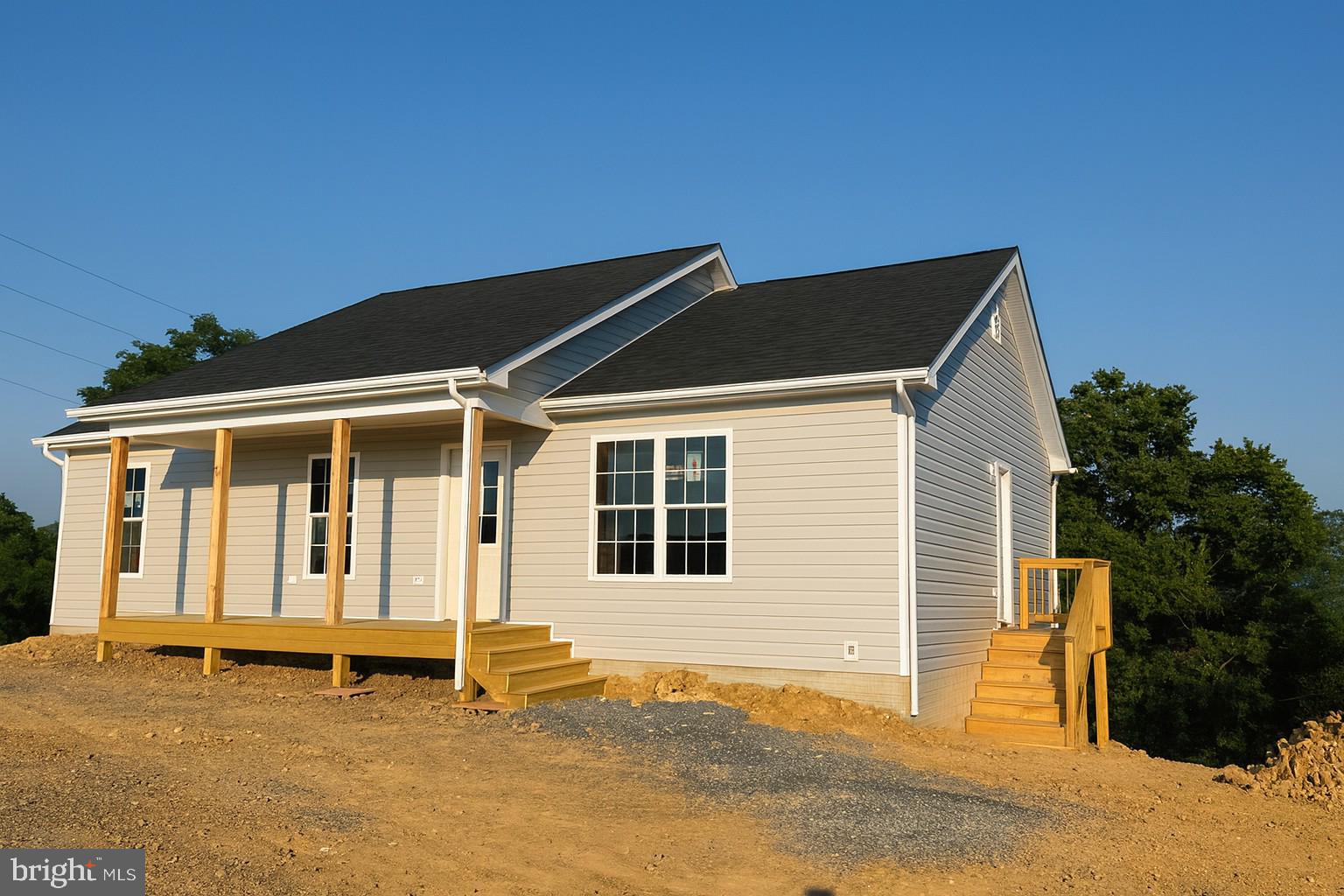 13518 Senedo Road Mount Jackson, VA 22842 - Photo 1 of 22 a front view of a house with a garage