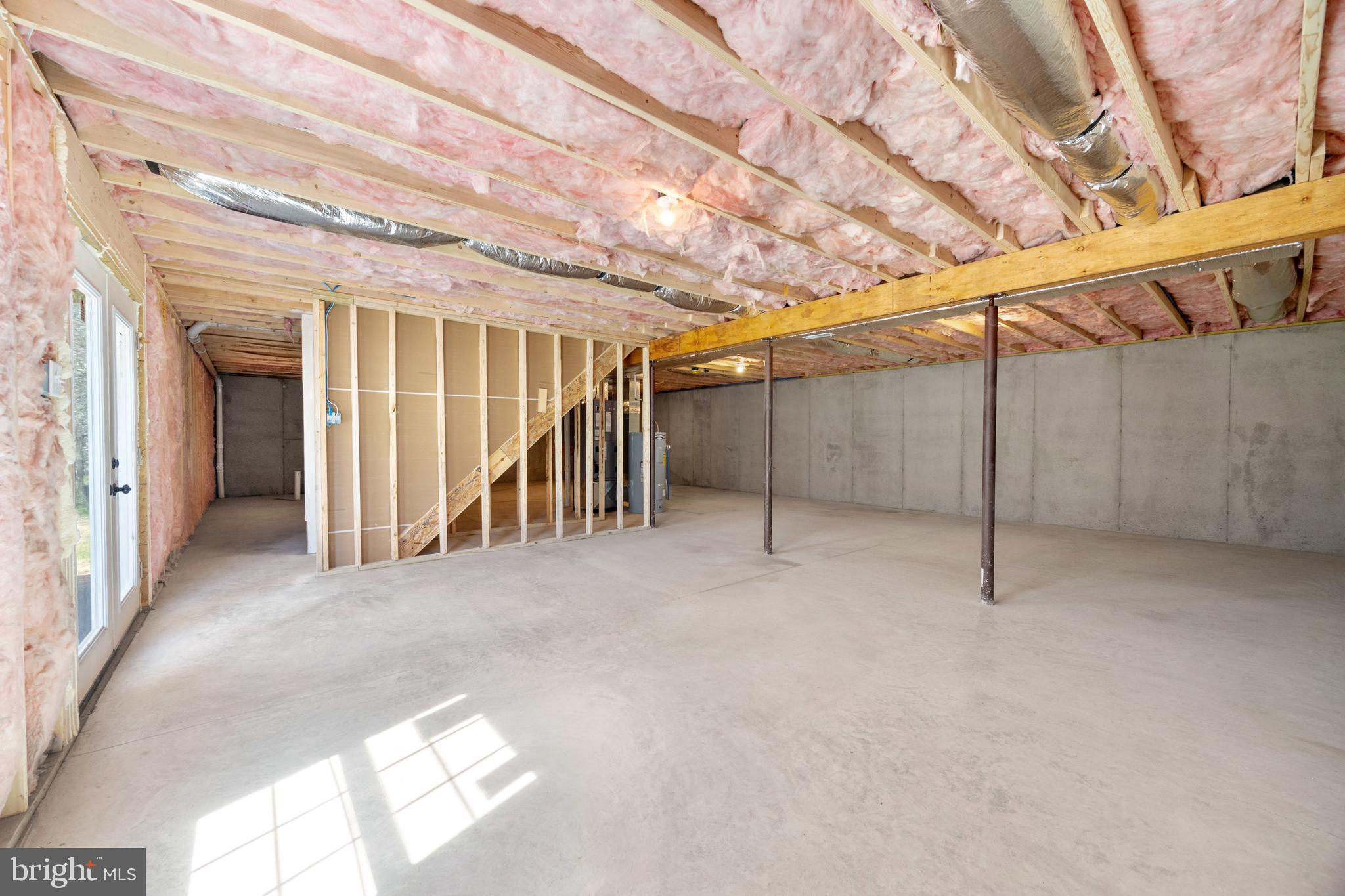 13518 Senedo Road Mount Jackson, VA 22842 - Photo 21 of 22 a view of an empty room