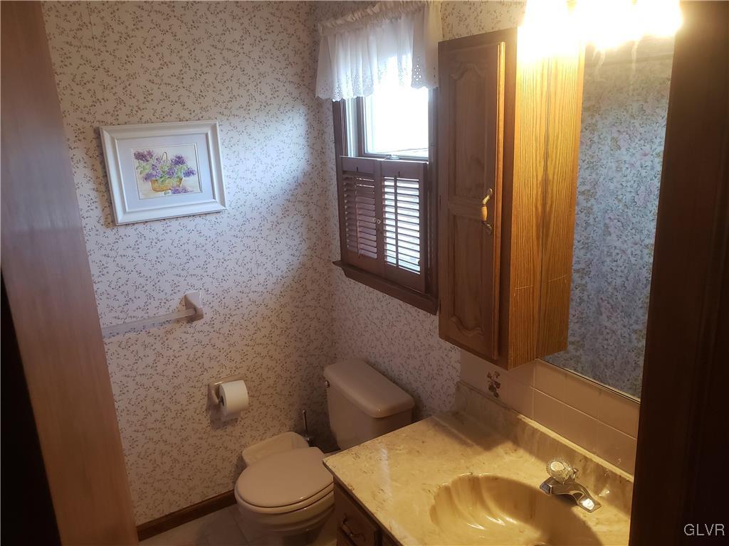 1507 Clearview Road Coplay, PA 18037 - Photo 40 of 46 Gallery Image 40