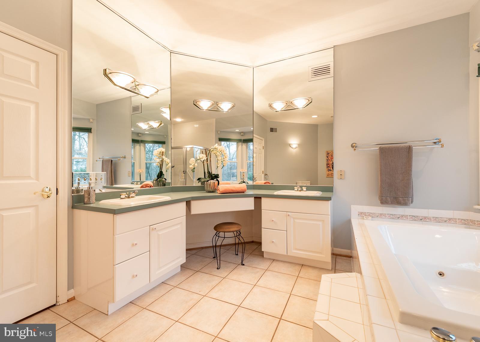 323 West Timonium Road Lutherville-Timonium, MD 21093 - Photo 18 of 38 Live Like a Celebrity with a Triple Vanity