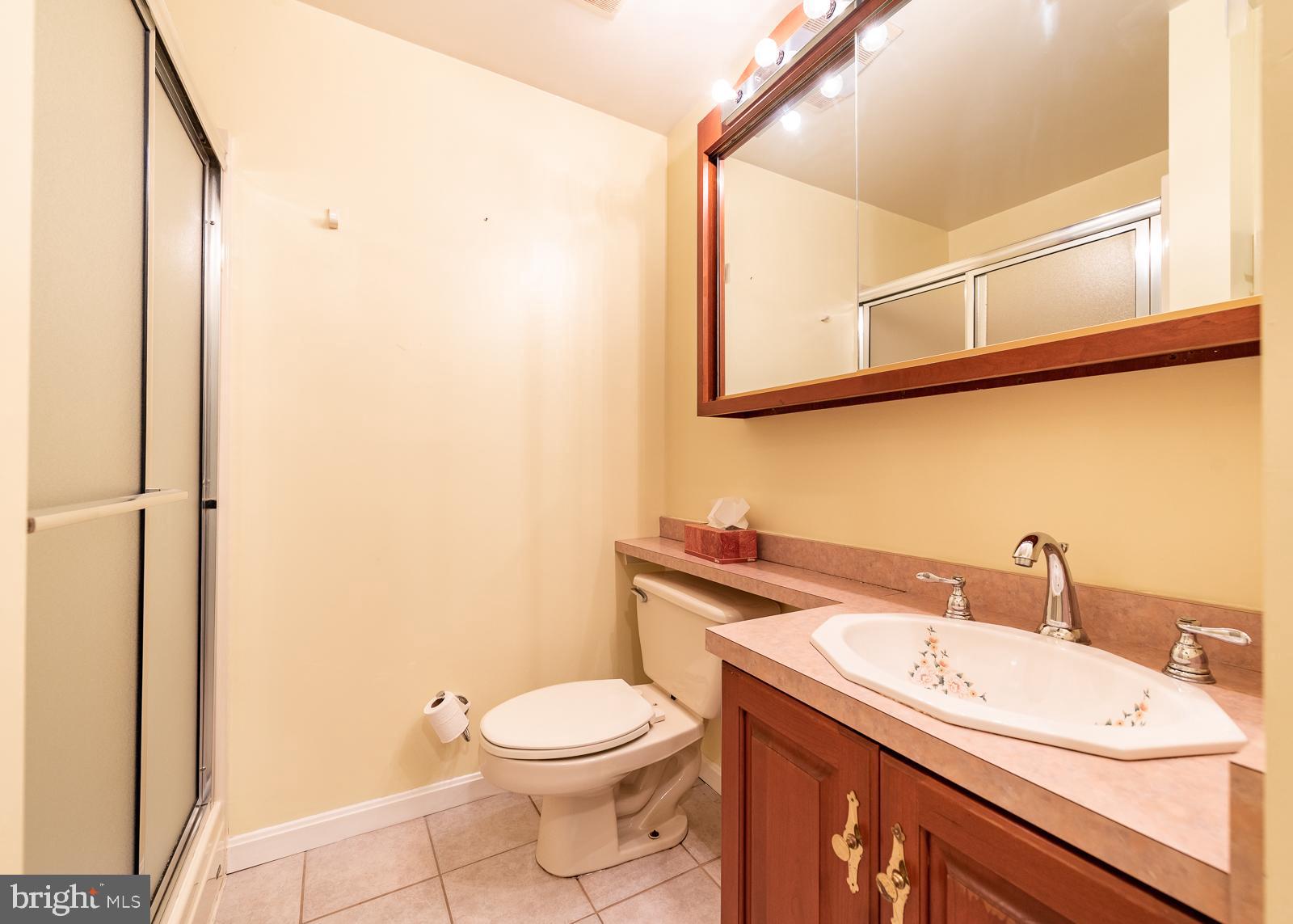 323 West Timonium Road Lutherville-Timonium, MD 21093 - Photo 28 of 38 Additional Full Bathroom on Second Floor