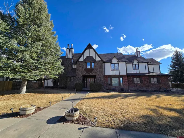 $744,000 | 2312 Carroll Street, Alamosa, CO 81101